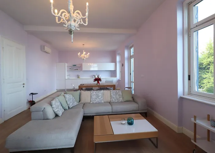 Apartman In Mery On The Sea *